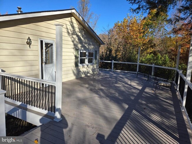 Building Photo - 1207 Deer Creek Church Rd