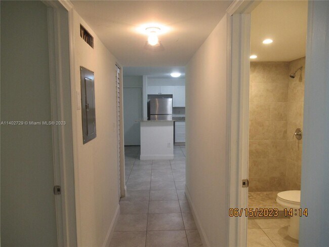 Building Photo - 9654 S Belfort Cir