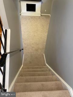 Building Photo - 704 Kings Ln