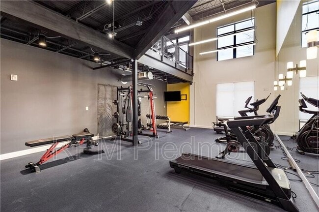 Building Photo - 5300 Peachtree Rd