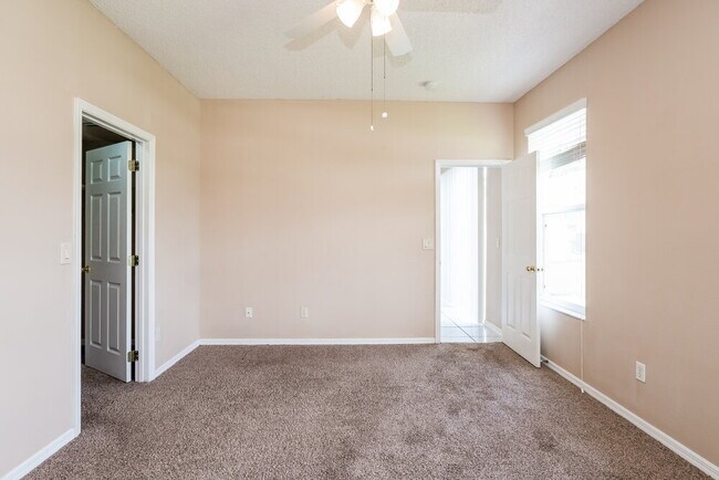 Building Photo - 2944 Cedena Cove St