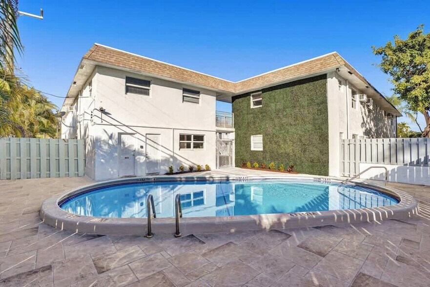 Building Photo - 50 Davie Blvd