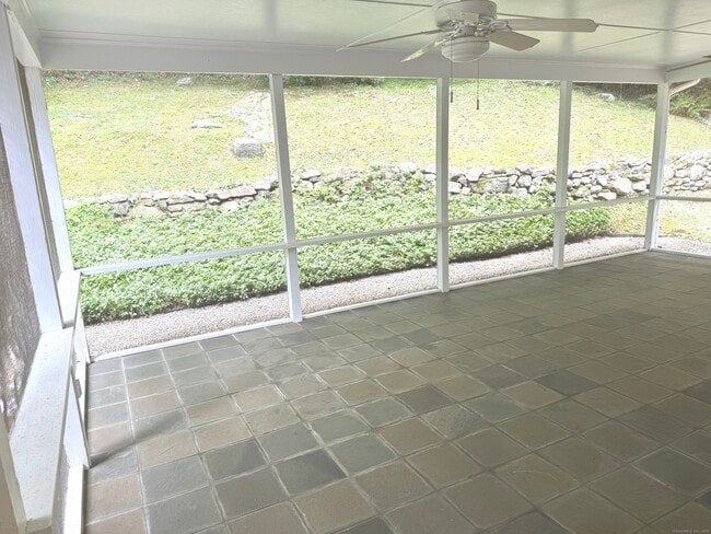 Building Photo - 6 Rivergate Woods