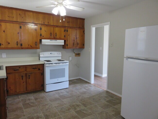 Building Photo - 4824 Belle Glade Dr