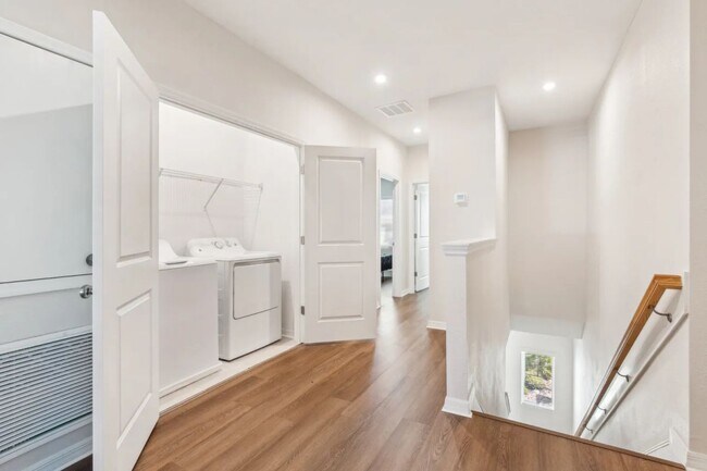 Building Photo - 13104 Bachara Wy