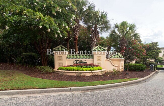 Building Photo - 2 Bedroom Condo on the Intracoastal Waterway