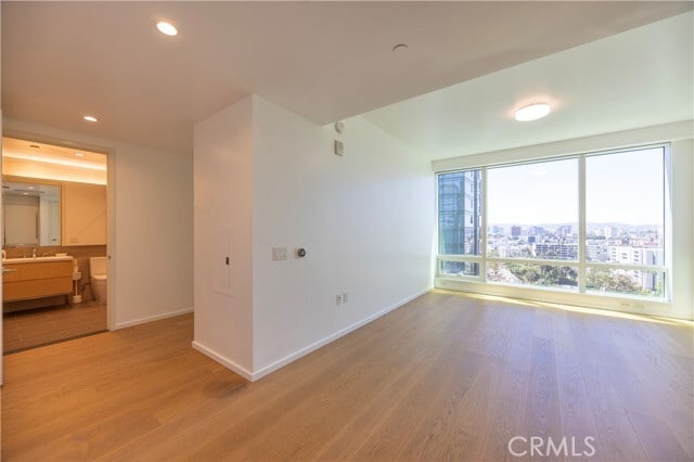 Building Photo - 877 Francisco St