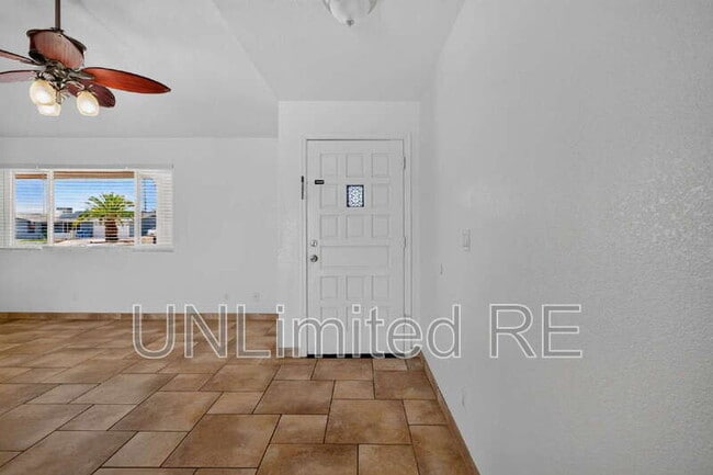 Building Photo - 2250 Atlantic Dr