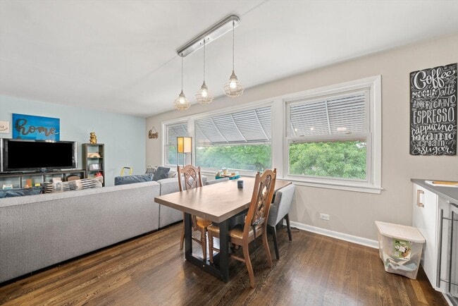 Building Photo - 8819 N Wisner St