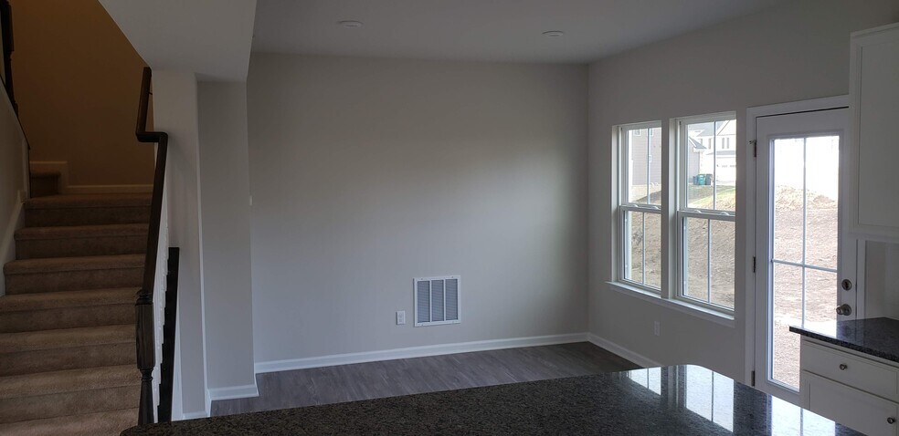 Building Photo - 4025 Johns Ct