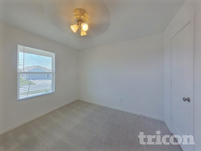 Building Photo - 10704 Dusty Rnch Rd