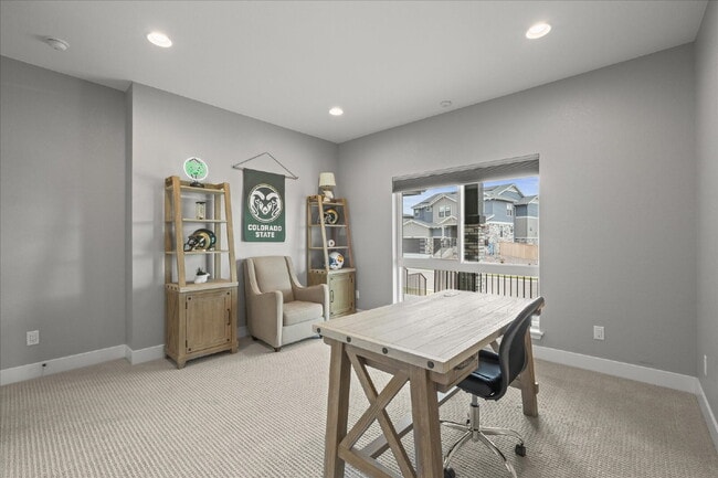Building Photo - $7,495.00, Stunning 6 bed, 5 bath Ranch-St...