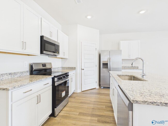 Building Photo - 112 Betty Williams Dr