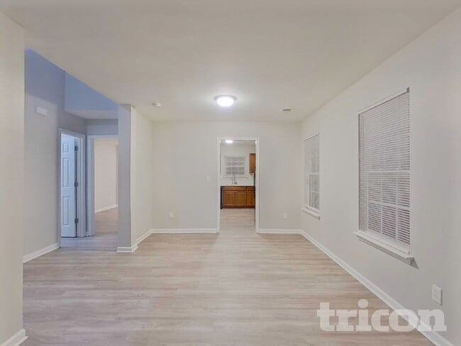 Building Photo - 5506 Linda Vista Ln