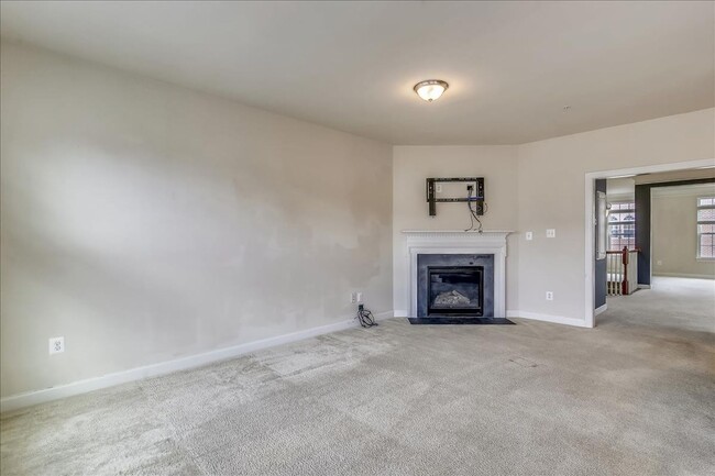 Building Photo - 3602 Springhollow Lane