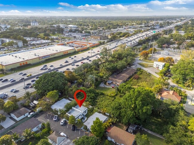 Building Photo - 601 NW 90th St