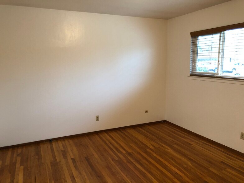 Building Photo - 4101 Newell Street