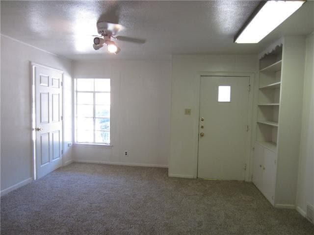 Building Photo - 2621 N Locust St