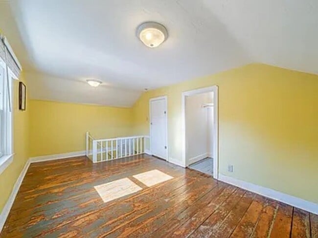 Building Photo - 2 Bed, 1 Bath Single Family Home