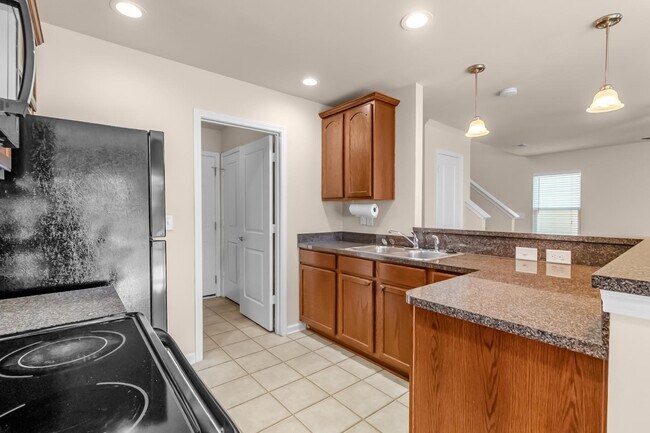 Building Photo - 2937 Westbury Ct
