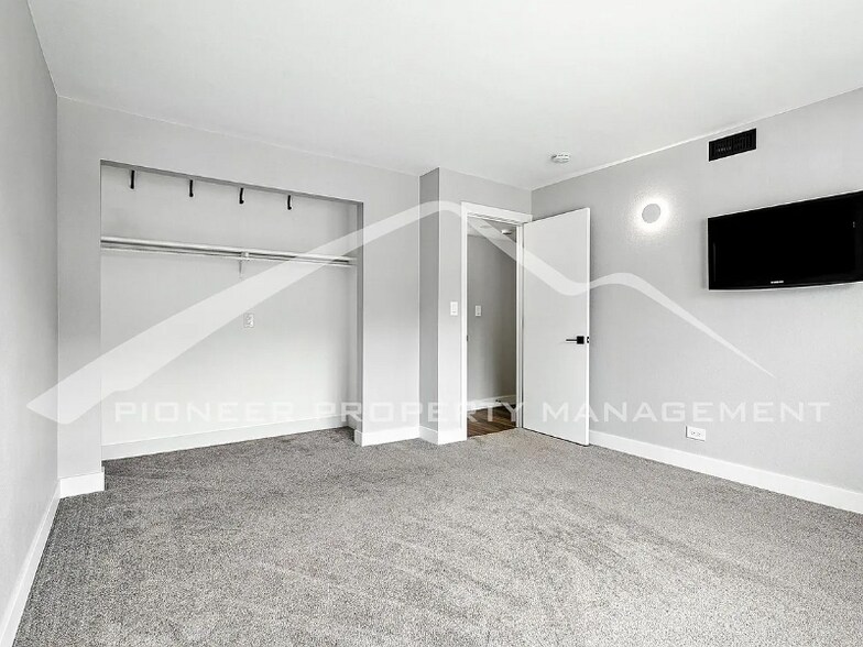Building Photo - 9220 E Girard Ave