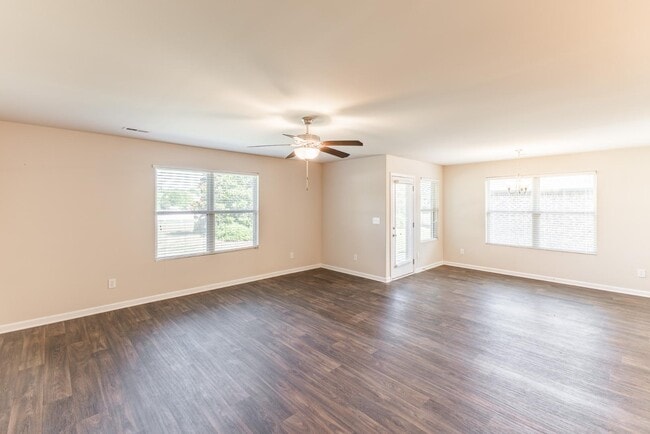 Building Photo - 12325 Old Orchard Rd