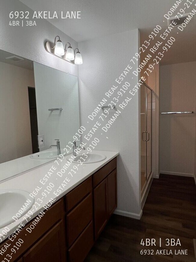 Building Photo - 6932 Akela Ln