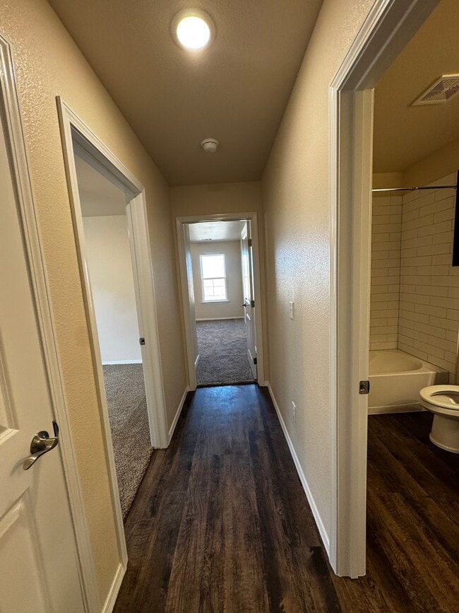 Building Photo - New construction!!! Beacon Pointe 3/2/2 AVAILABLE March 13th