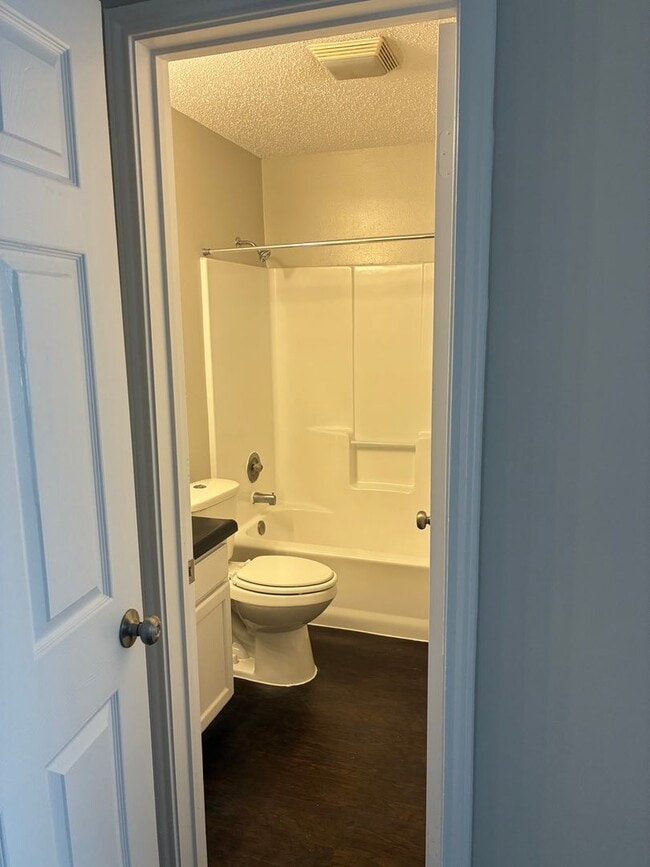 Building Photo - December Move In