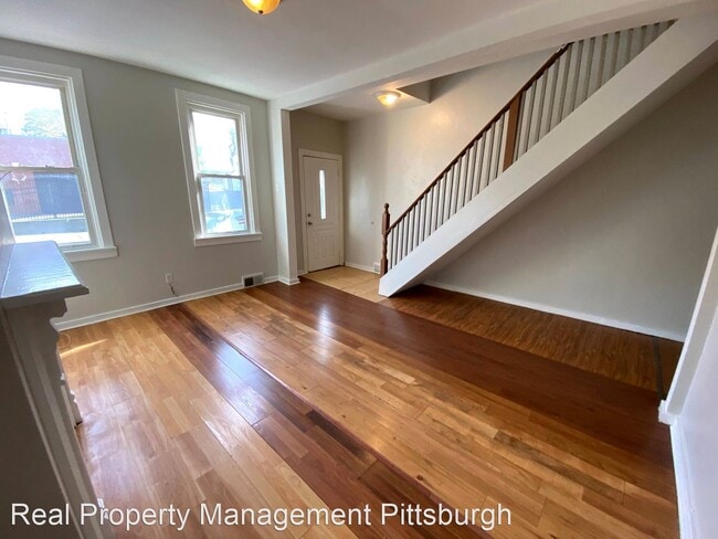 Primary Photo - 3 br, 1 bath House - 318 Knox Ave