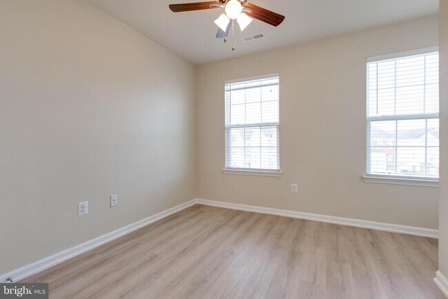 Building Photo - 1919 Beckman Ter