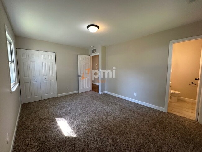 Building Photo - 613 Southwind Dr