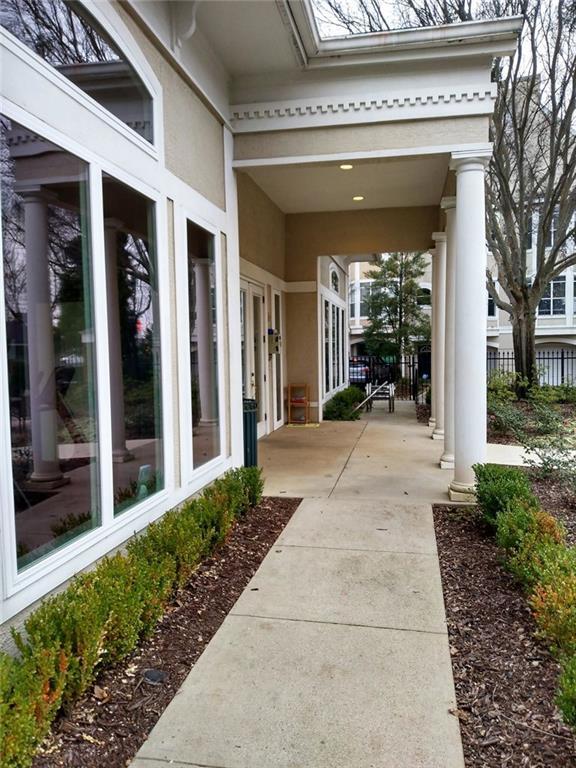 Building Photo - 375 Highland Ave NE