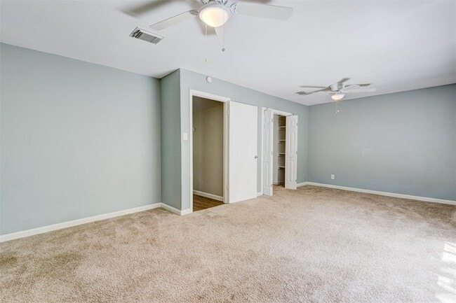 Building Photo - 10622 Sapling Way