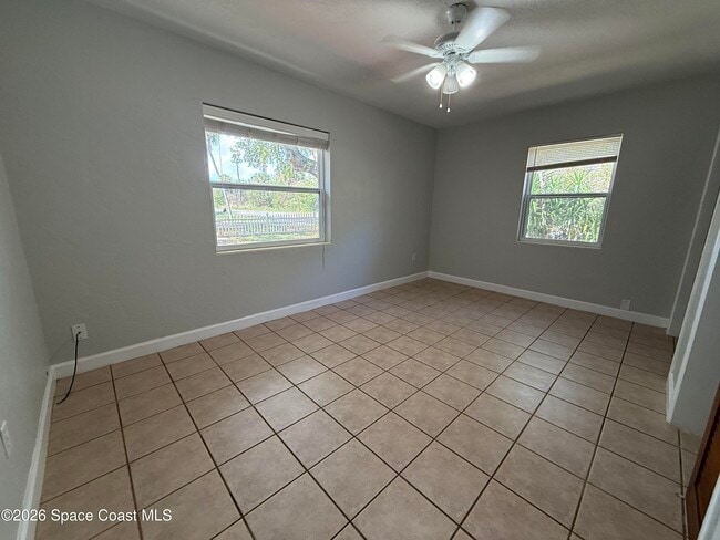 Building Photo - 248 Le Jeune Dr