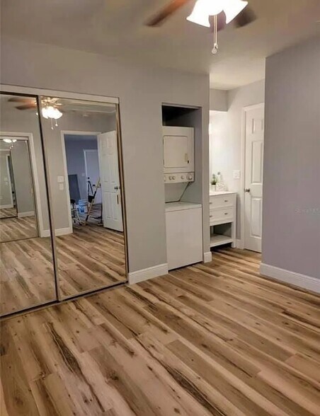 Building Photo - 1103 Cypress Gardens Blvd