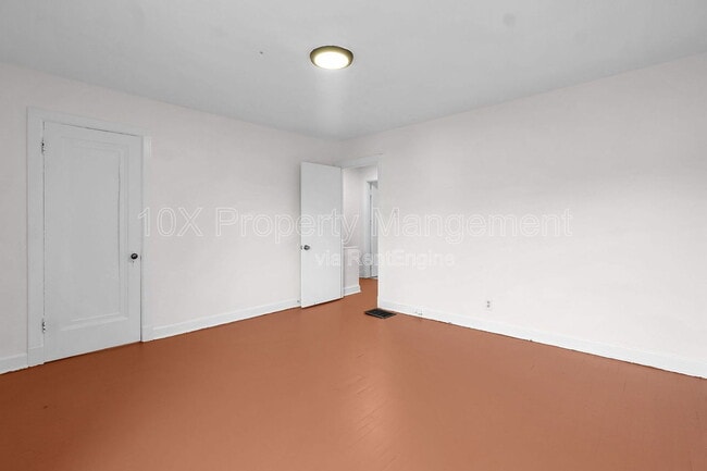 Building Photo - 940 Geers Ave