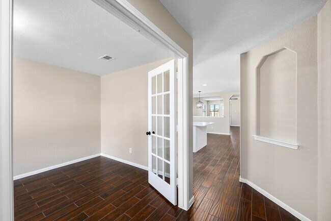 Building Photo - 21362 Beacon Springs Lane