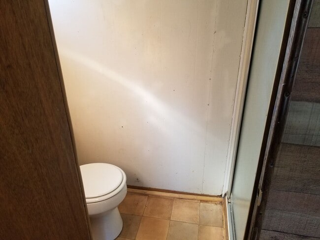 Building Photo - “Comfortable and Convenient” 3 bedroom 2 bathroom