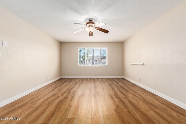 Building Photo - 1854 E Palmcroft Dr