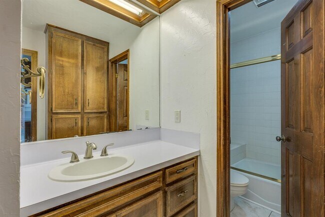 Building Photo - 6800 Falcata Cove