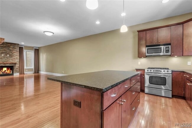 Building Photo - 11 Ojibwa Cir