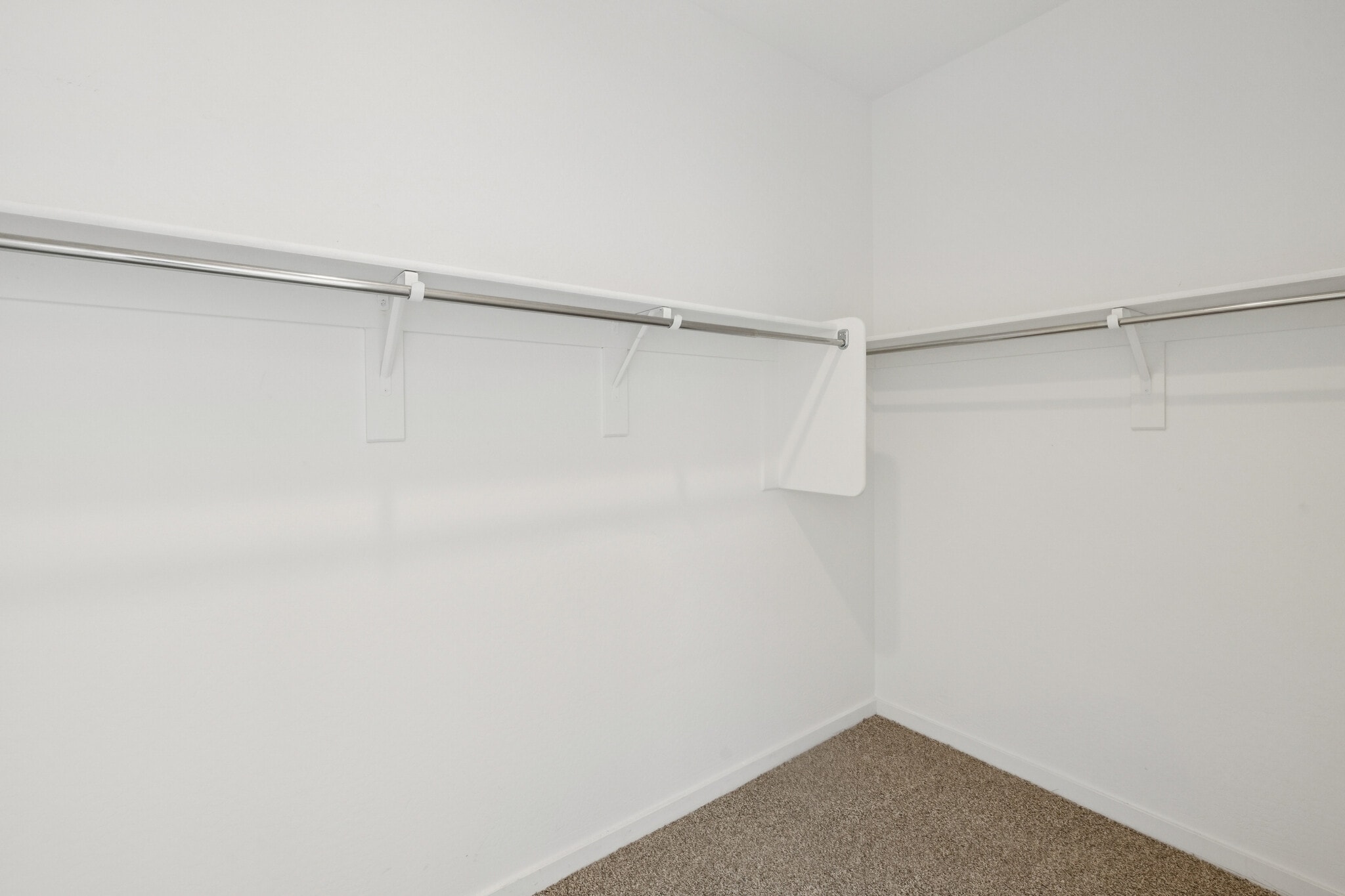 Building Photo - 4325 W Allen St