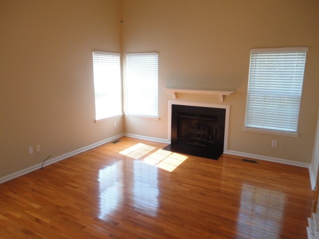 Building Photo - 3801 Mardela Spring Dr