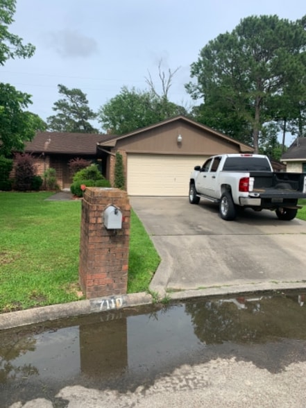 Building Photo - 7110 Bannock St