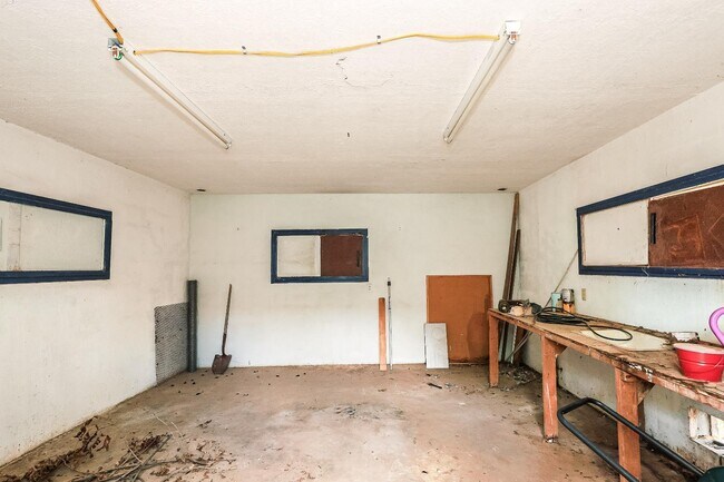 Building Photo - 2513 26th St