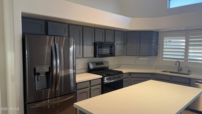 Building Photo - 9621 W Potter Dr