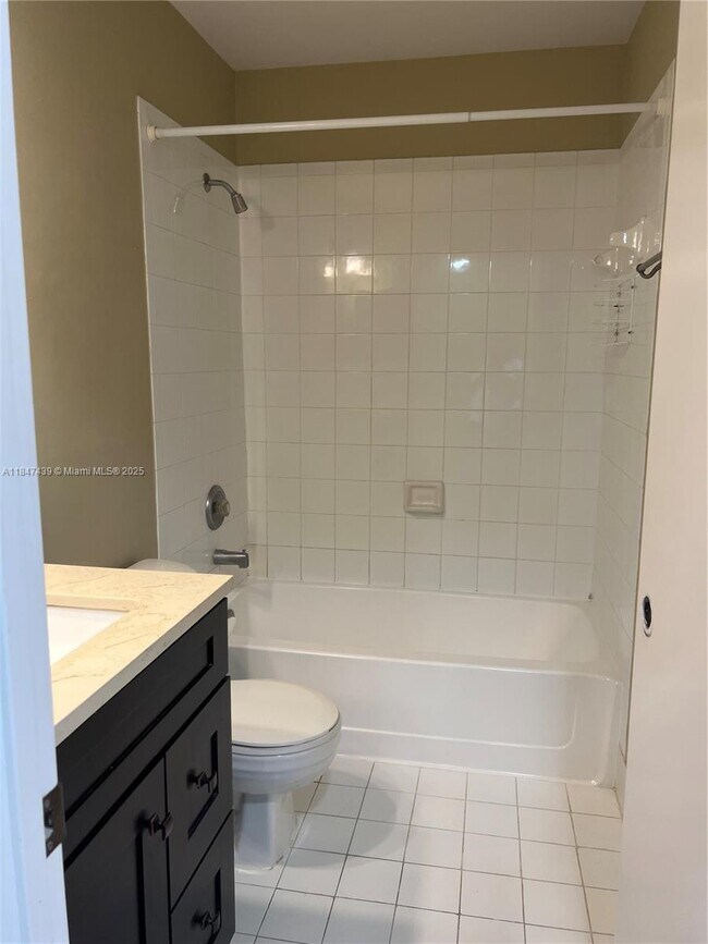 Building Photo - 17798 SW 139th Ct