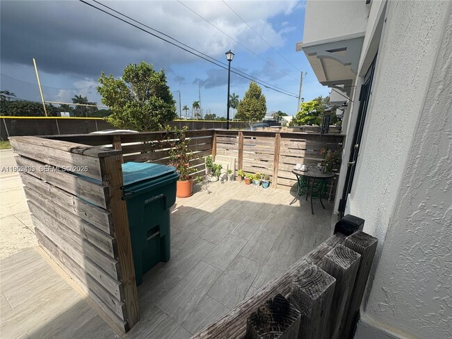 Building Photo - 13360 Tropical Ave