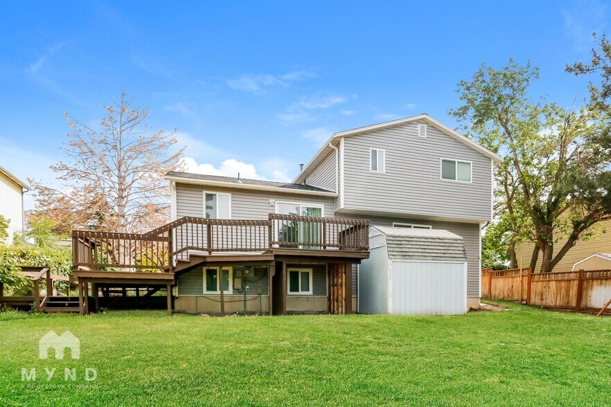 Building Photo - 5888 W Cilma Dr